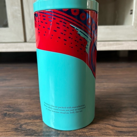 Fortnum & Mason Biscuit Tin - Picture 7 of 9